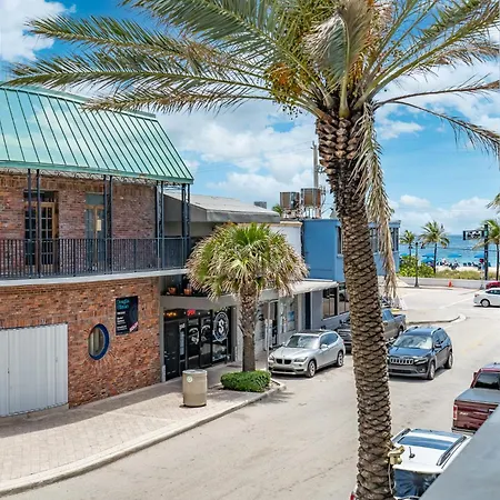 Beachfront Bloos 2 Units Ocean View Balcony Units 1 And 2